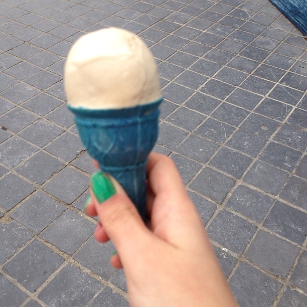 Un de glace bleu à Ostende Eric delcroix Flickr