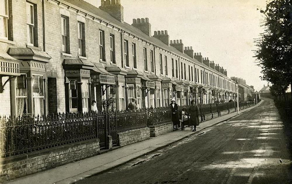 Marlborough Avenue, Hornsea We showed you brickyard Cottag… Flickr