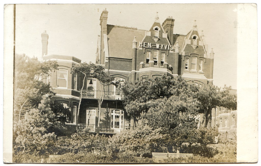 Ben Wyvis Hall (Fountain Court), 19 Durley Gardens, Bournemouth, Dorset