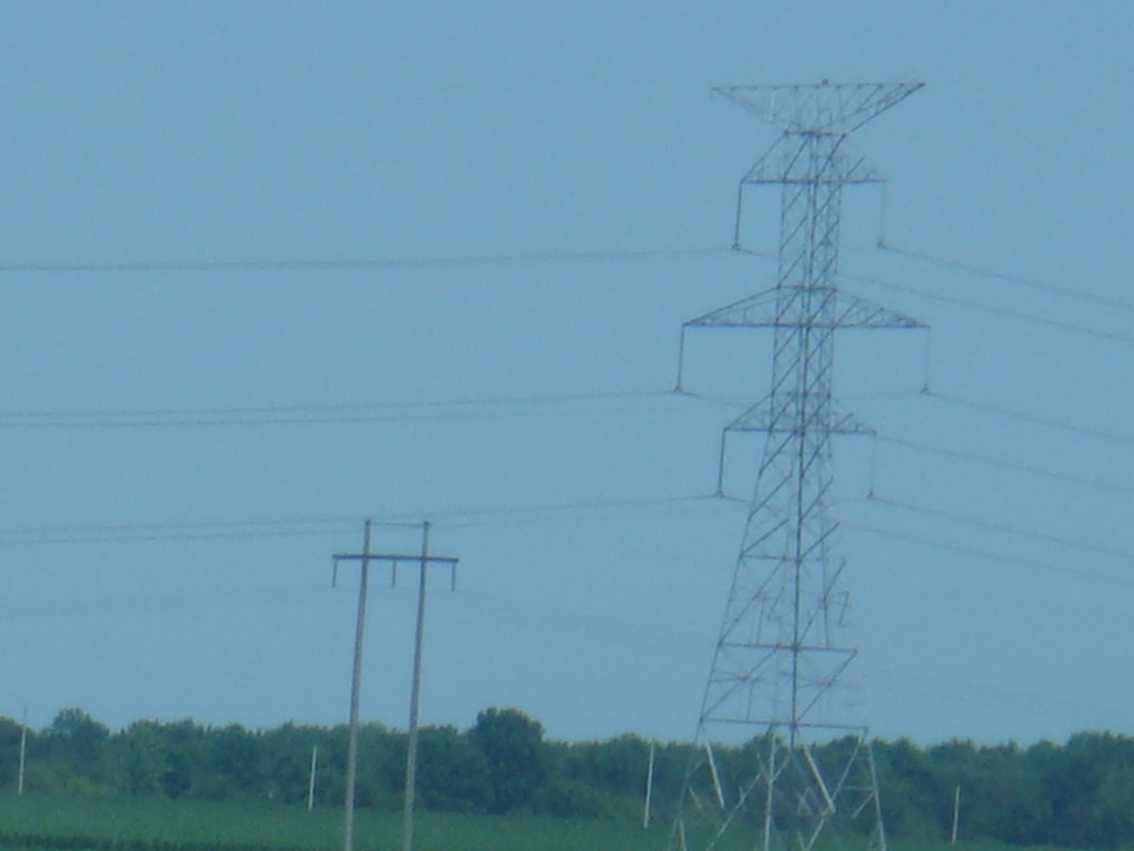 Transmission lines in Ohio Along the OH turnpike Flickr