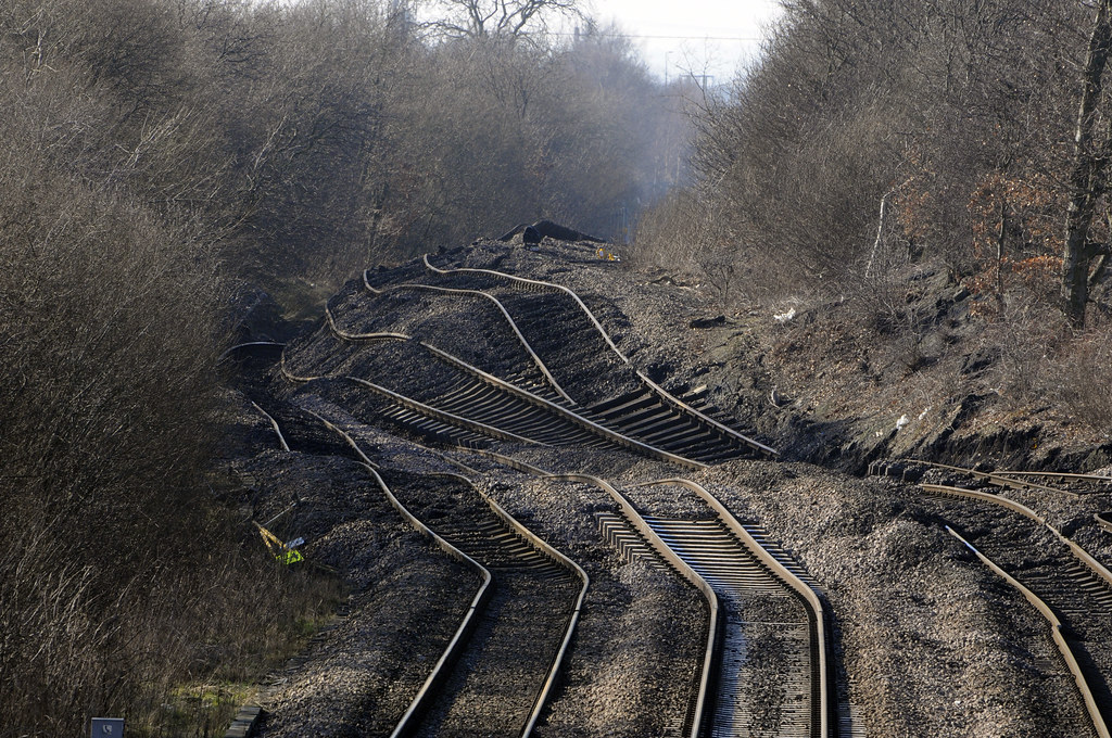 Landslide at Hatfield Colliery 7 The trees are now where t… Flickr