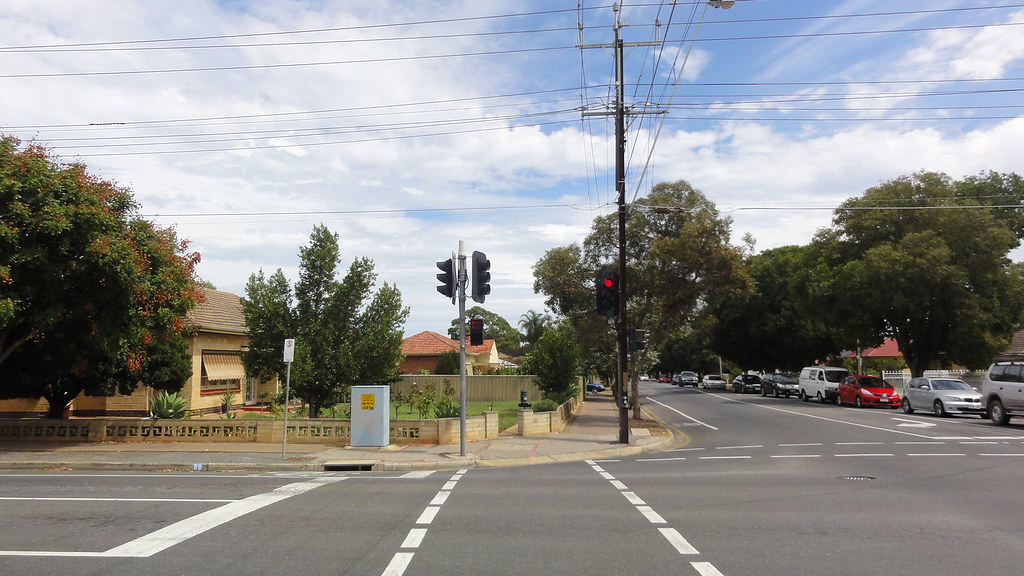 Winston Ave/Edward St intersection New tactile pedestrian … Flickr