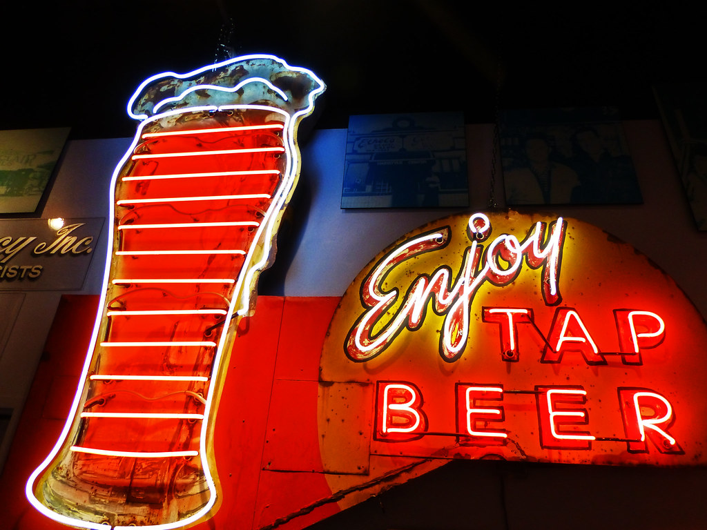 Lane's Tavern Lakewood, CO. seanmugs Flickr