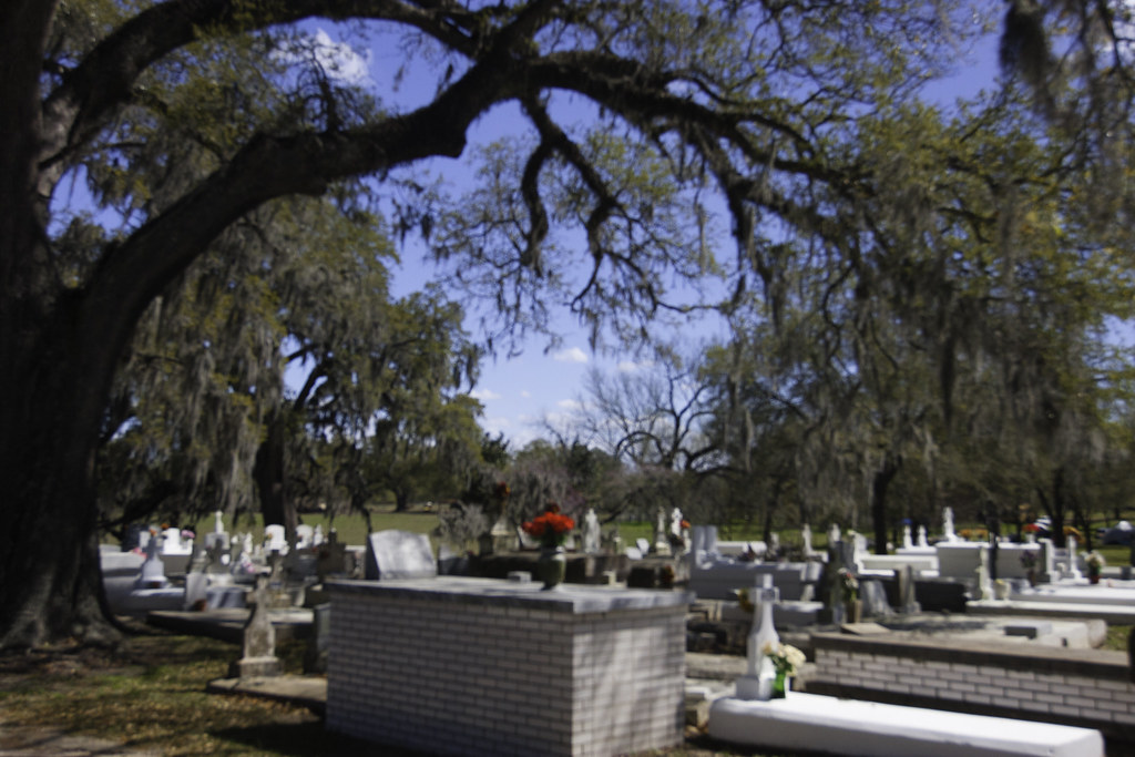 IMG_5531 St Charles Borromeo Cemetery Grand Coteau, Louisi… Flickr