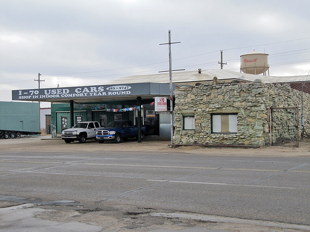 6135 Tracey Building adjacent to I70 Used Cars Russell K… Flickr