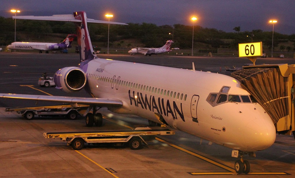 N483HA Hawaiian Airlines HA533 HNL LIH Boeing 71… Flickr