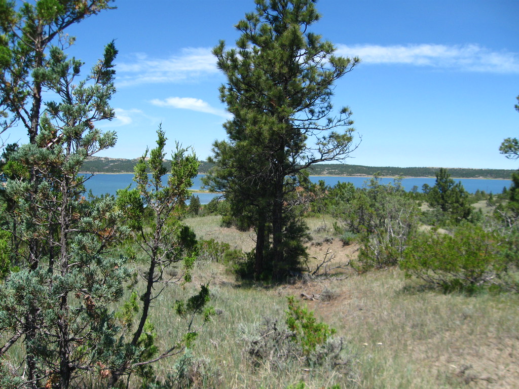 Fort Peck Lake View of Fort Peck Lake from the north side … Flickr