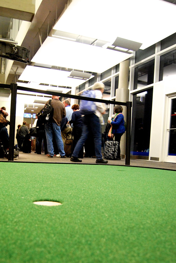 84.365 Mar 25 Putt Putt. Houston, TX alijoys Flickr