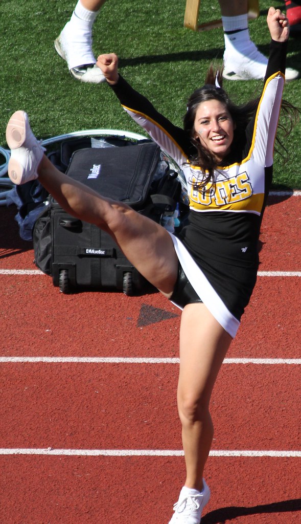 Pacific Lutheran Cheerleader leg kick MIKE Flickr