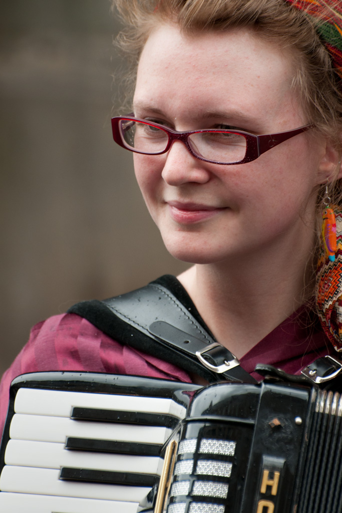 Edinburgh Fringe 2012 Accordian playerEdinburgh Fringe… Flickr