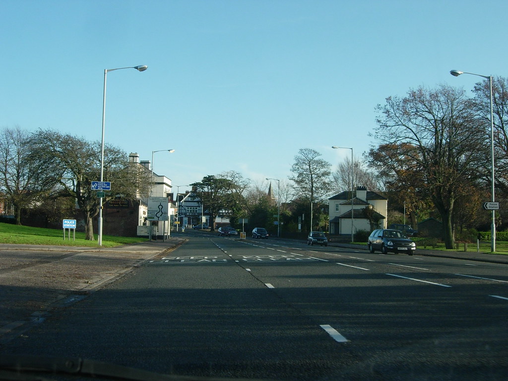 BARRACK RD. CHRISTCHURCH. DORSET. DECEMBER 2005 BOURNEMOUTH GRANT