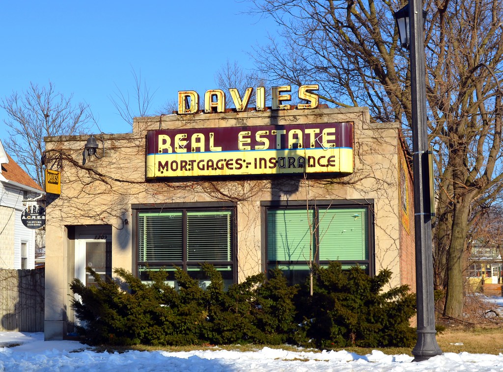 Davies Real Estate 1209 S. 5th Avenue Maywood, IL I've bee… Flickr
