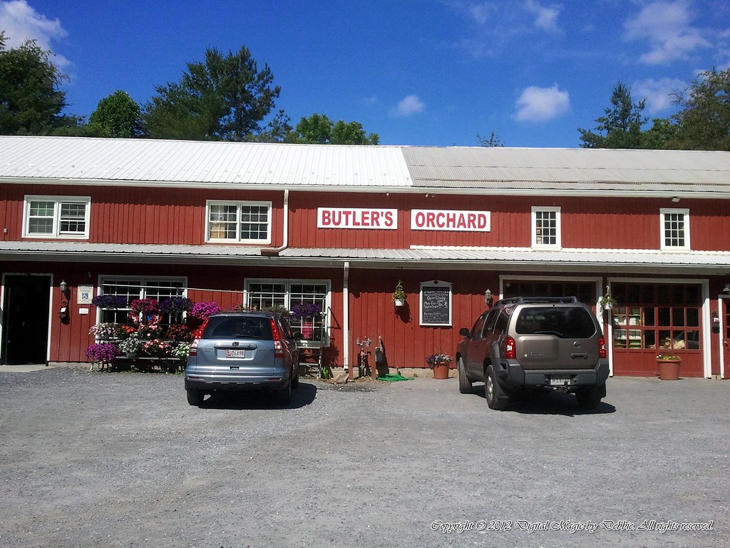 201206008 01 Butler's Orchard Germantown, Maryland Debra Bowers