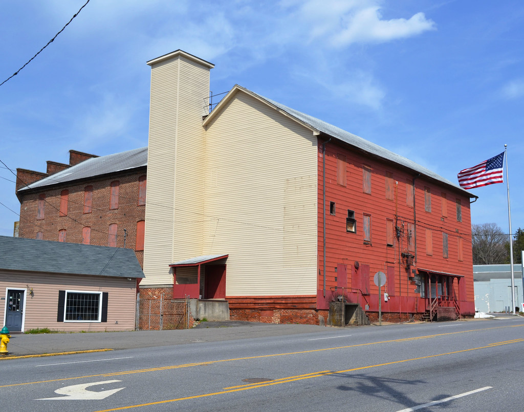 Hadley, Smith & Company Plug Tobacco Factory, Mt Airy NC, … Flickr