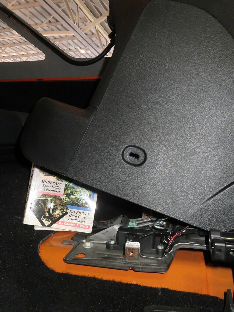 Step 2 2012 Jeep Wrangler JK stability control / traction… Flickr