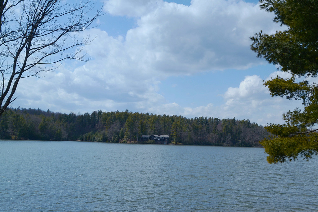 Lake Louise, Roaring Gap NC, Alleghany County This is the … Flickr