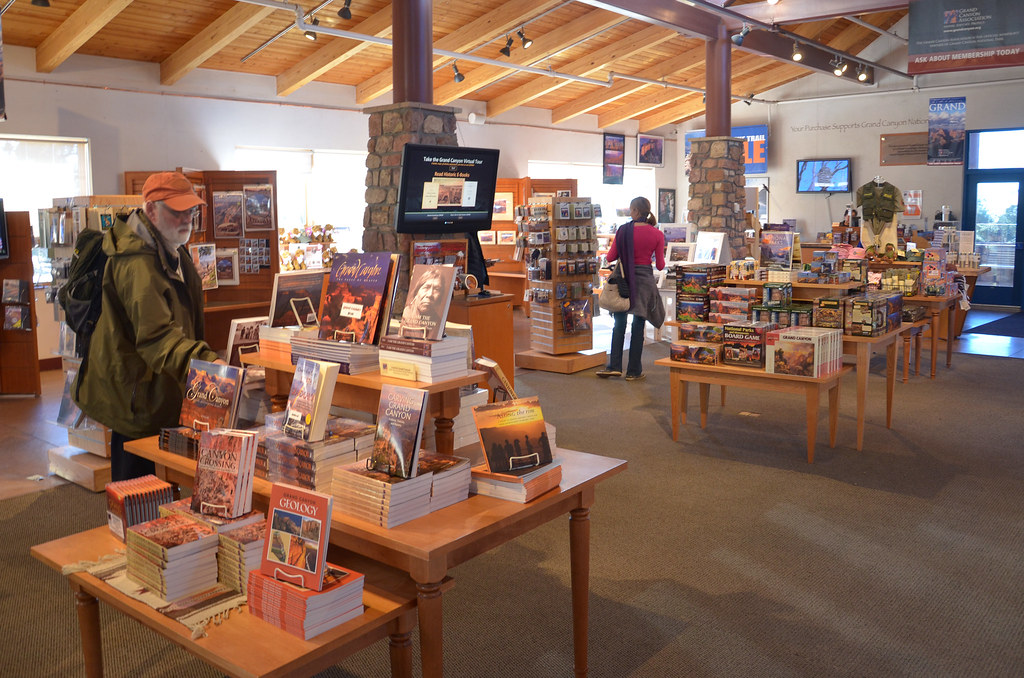 Grand Canyon Park Store Interioir (2013) 1322 The largest … Flickr