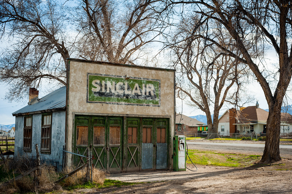 sinclair gas station Elberta, Utah Sam Scholes Flickr