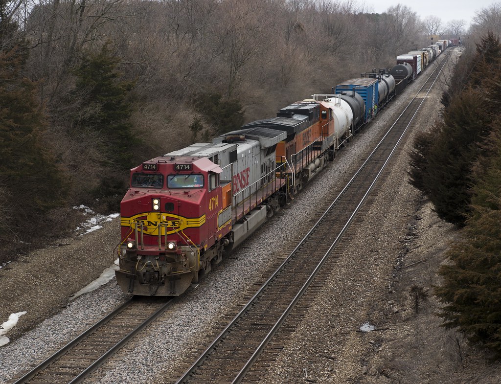 Aging RedandSilver C449W 4714 lead… Flickr