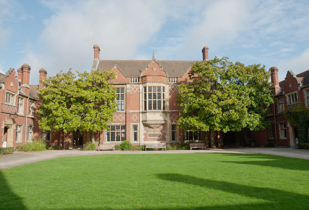 Wantage Hall Exterior of Wantage Hall www.reading.ac.uk