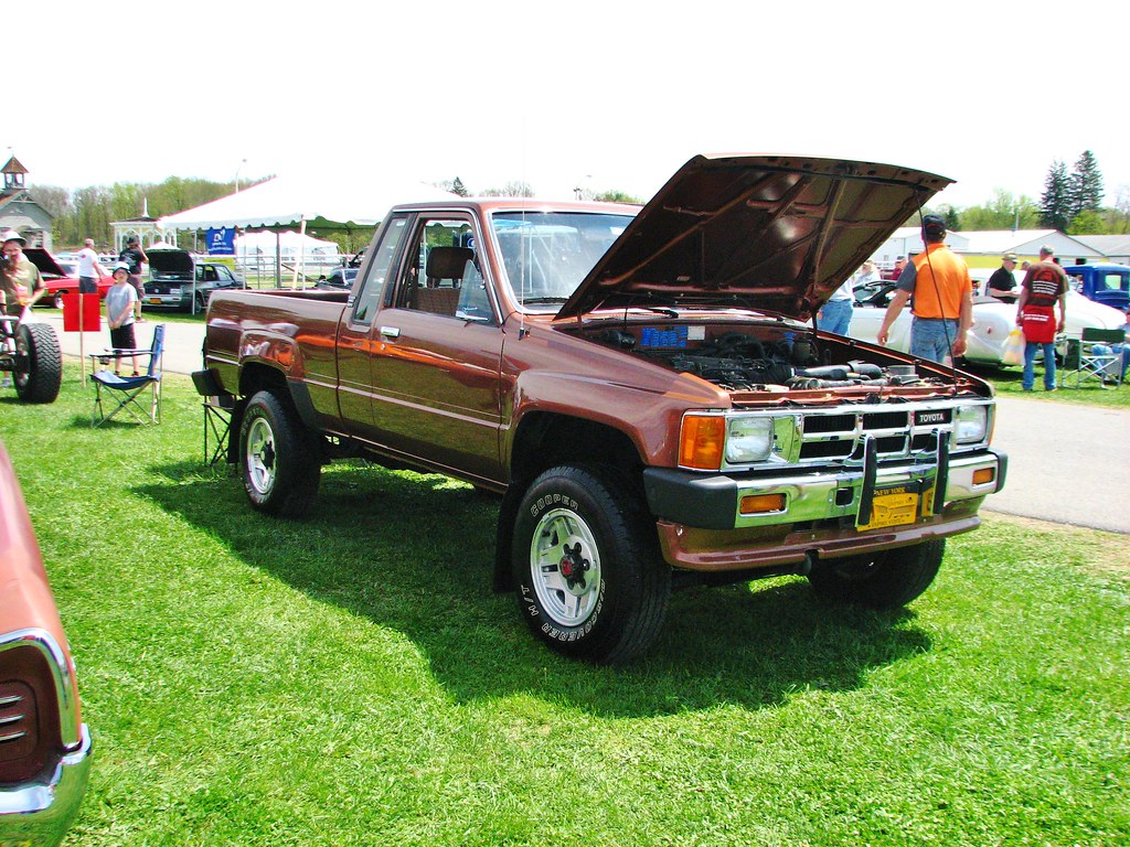 A 1986 TOYOTA 4X4 Seen at the 2018 Rhinebeck NY car show. RICHIE W Flickr