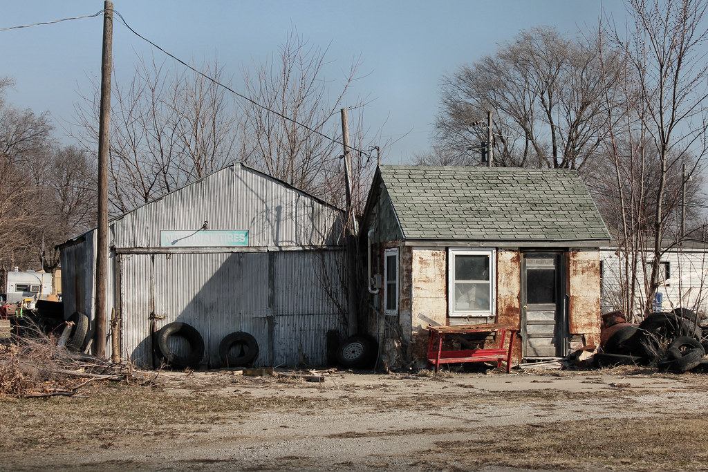 Gas Station Huron, KS Tom McLaughlin Flickr
