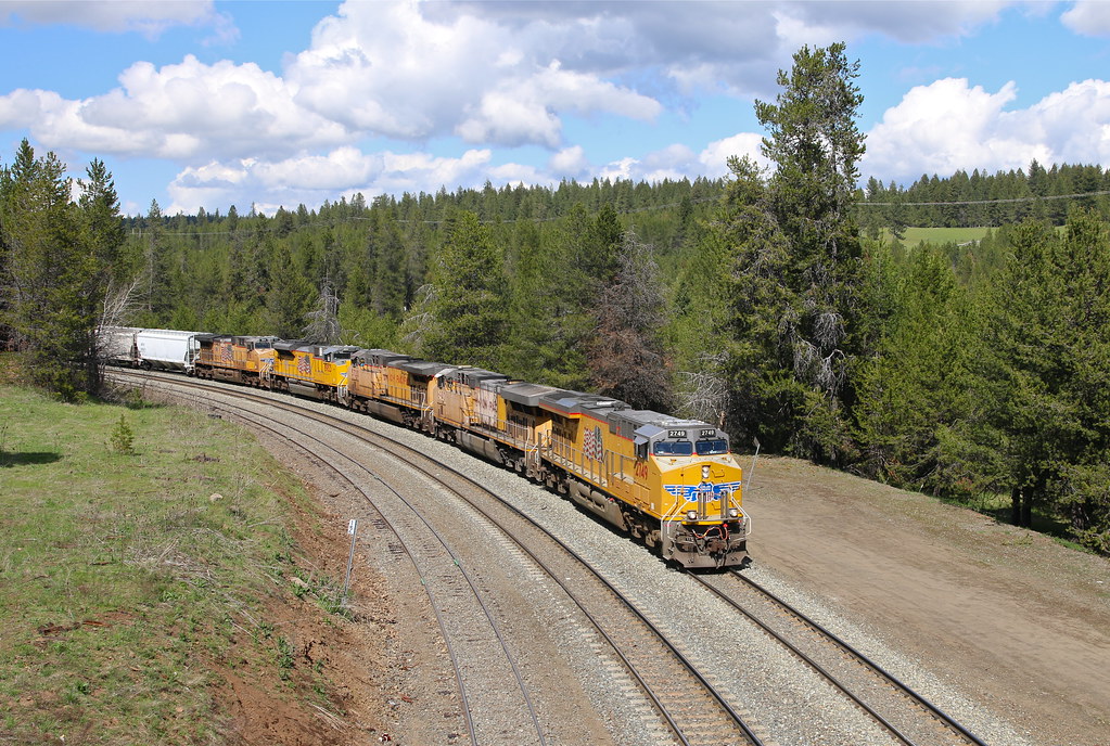 Meacham, Oregon Five lead a Union Pacific east… Flickr