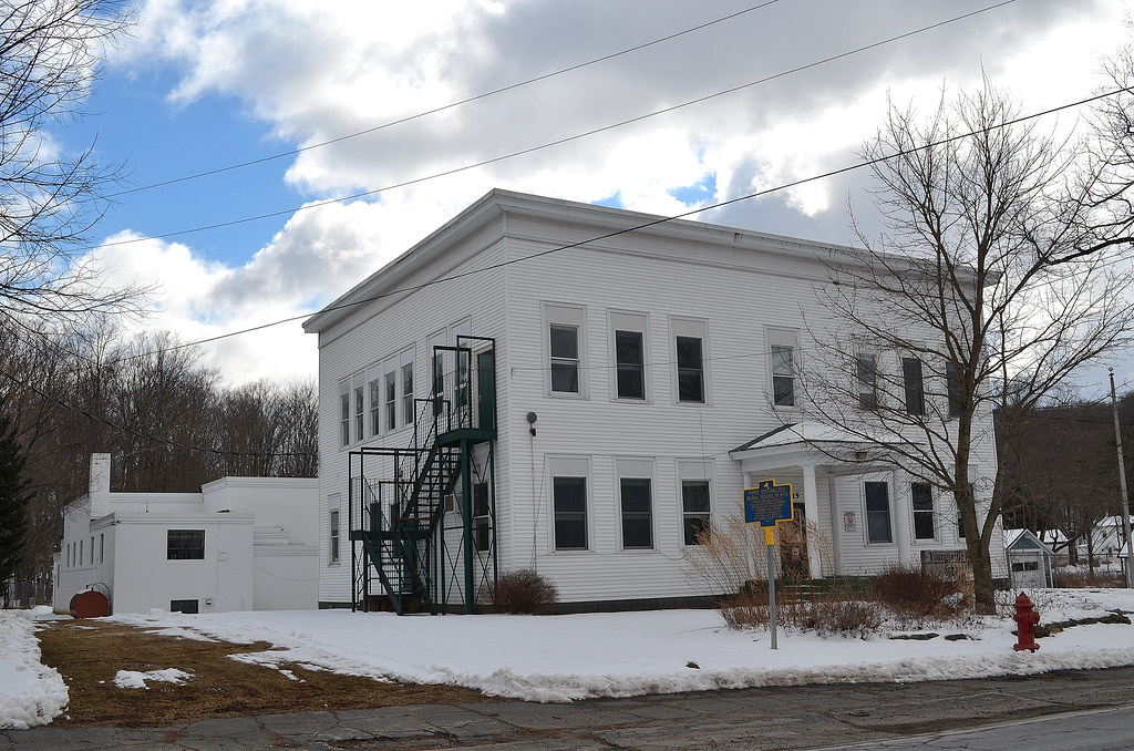 Youngsville School The former school of Youngsville, NY. I… Flickr