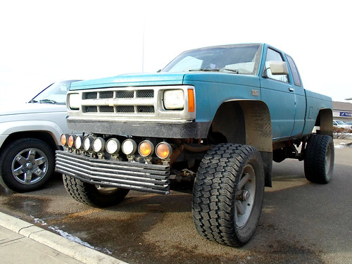 Chevrolet S10 A Chevrolet S10 pickup truck that has raised… Flickr