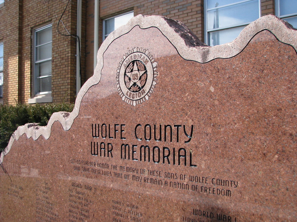 Wolfe County Courthouse Campton, Ky. www.kaintuckeean.co