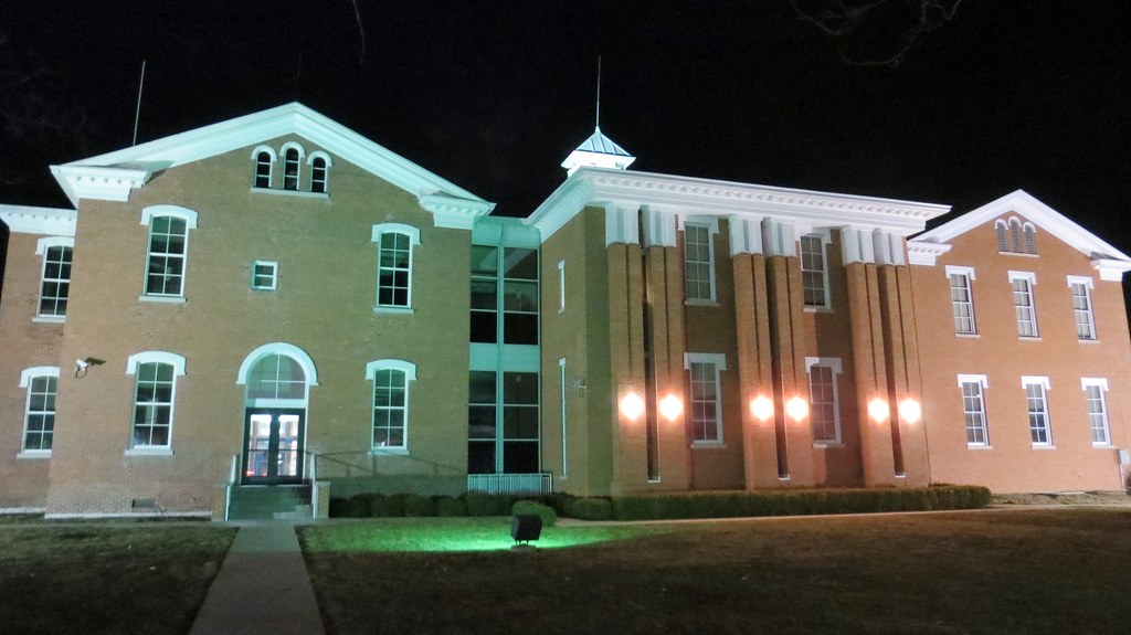 Scott County Courthouse, Scottsburg, IN IMG_0328_ScottCty Max Hank Flickr