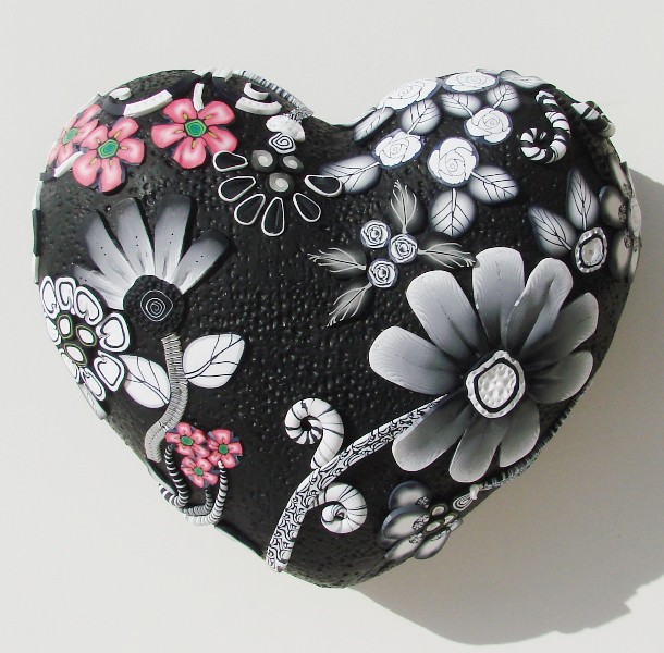 dimensional heart 7 inch heart paperweight. Ceramic base &… Flickr