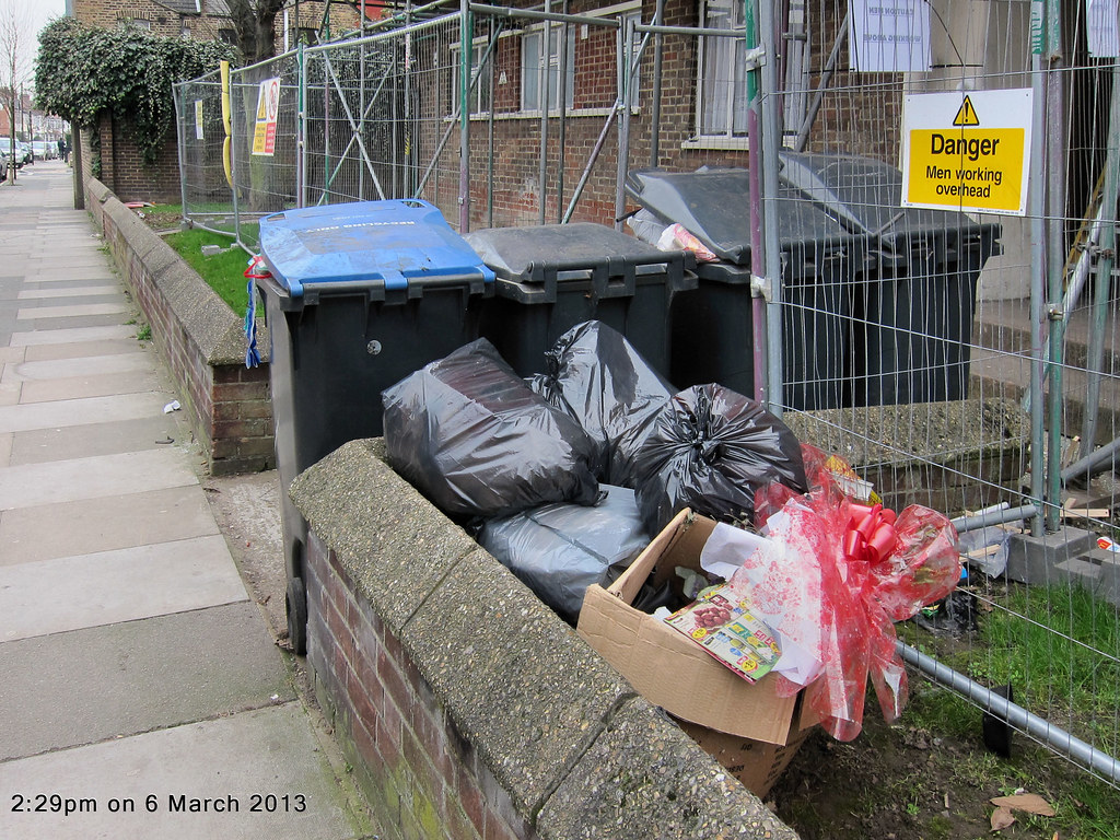 Haringey's fortnightly general waste collection doesn't al… Flickr