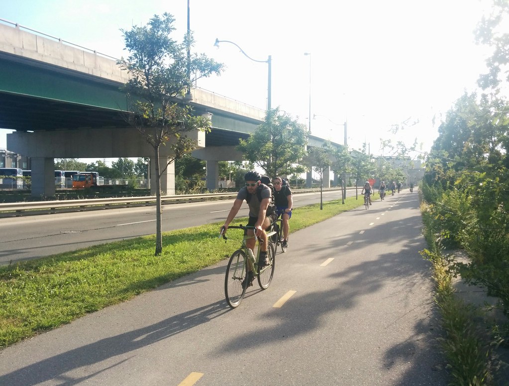 Lower Don Trail Bike path afternoon rush hour eastbound be… Flickr