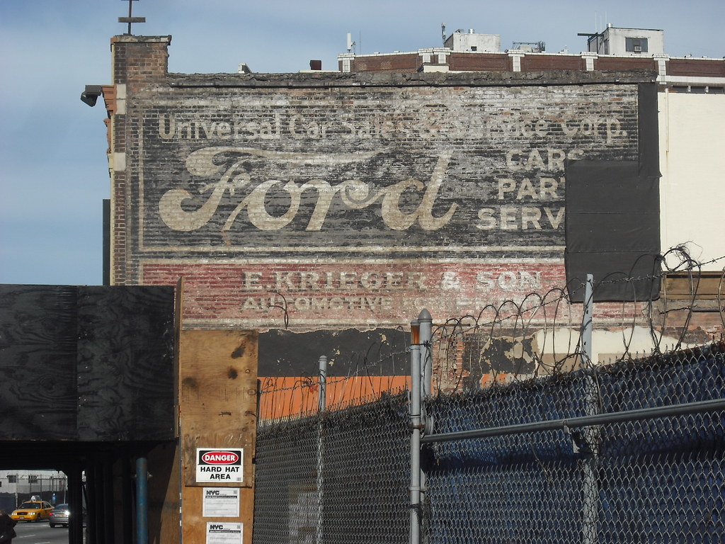 DSCF0464 Old faded Ford dealer sign painted on side of bui… Flickr