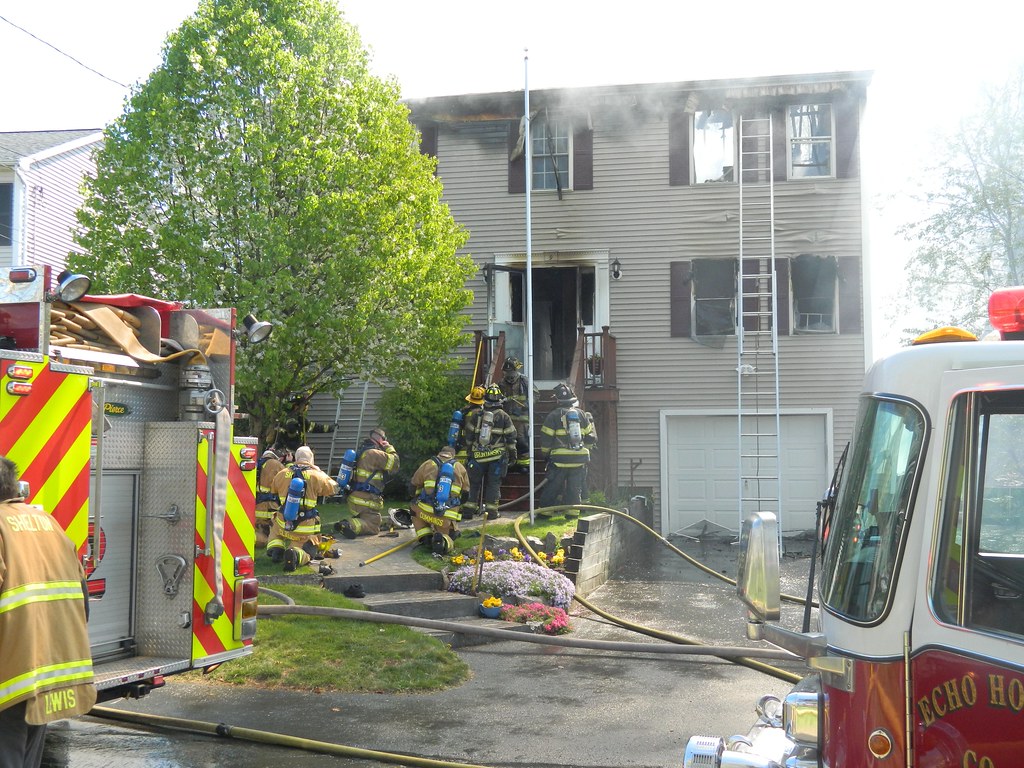 House Fire, High Plains Road, Shelton May 3, 2013 Valley Independent