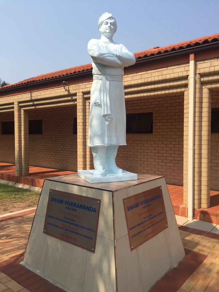 Unveiling the statue of Swami Vivekananda in Durban, South Africa
