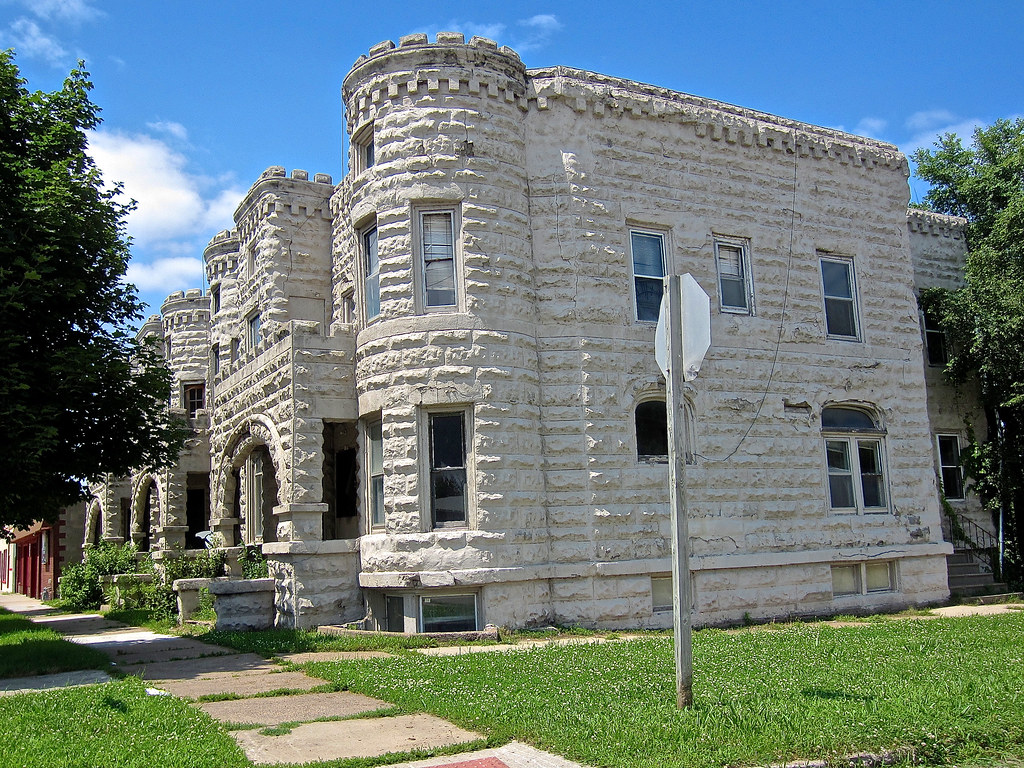 Castle Apartments, Waterloo, IA Castle Apartments, also kn… Flickr