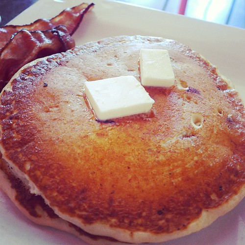 Corn and blueberry pancakes, applewood smoked bacon palms… Flickr
