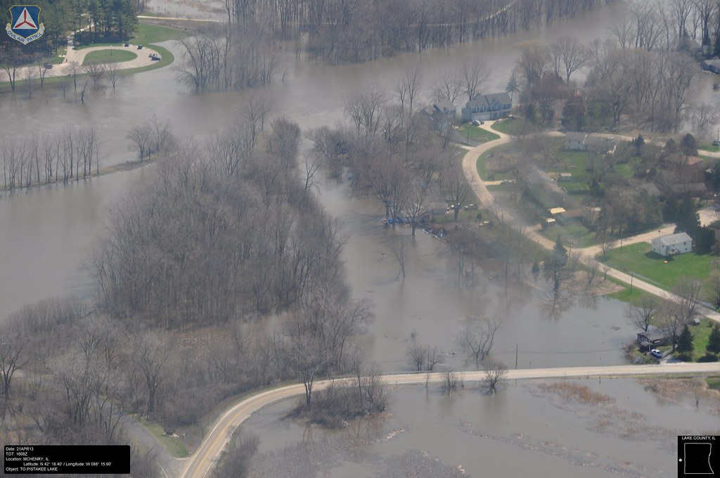 059_Fox_River McHenry, IL (To Pistakee Lake) LakeCountyIL Flickr