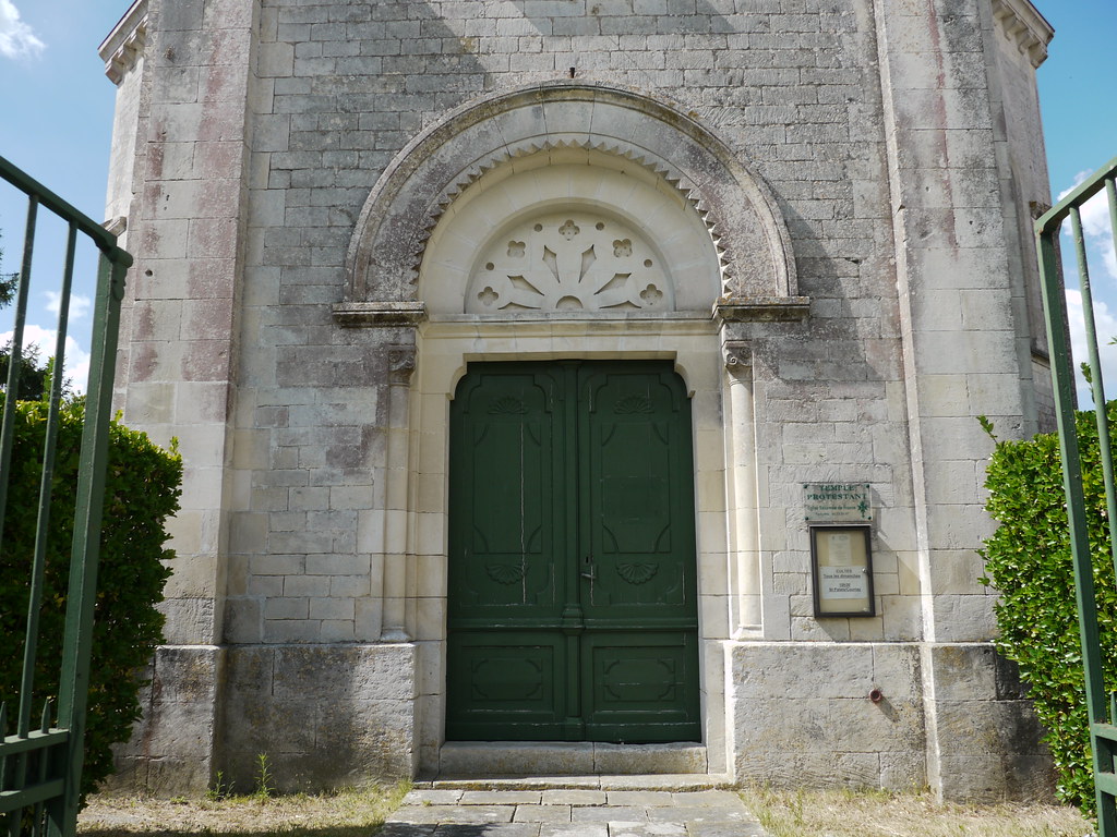 Saint SulpicedeRoyan, CharenteMaritime temple. Flickr