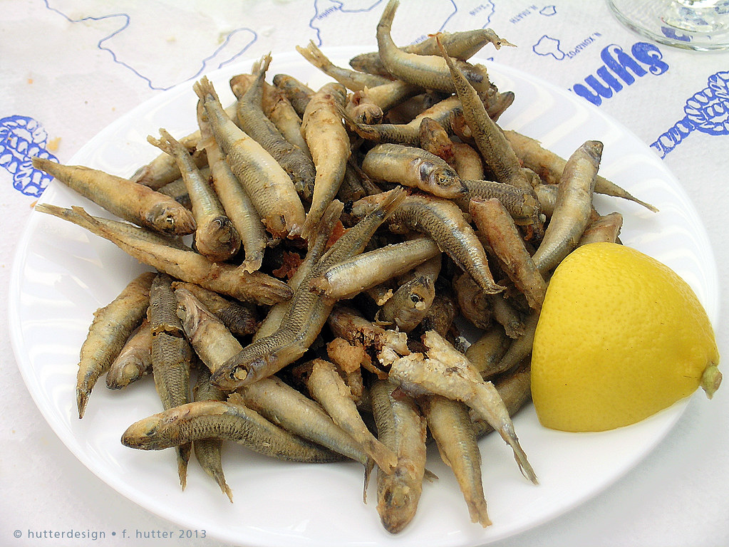 Symi Gavros tiganitos (fried Anchovies) Small Fried Fish … Flickr