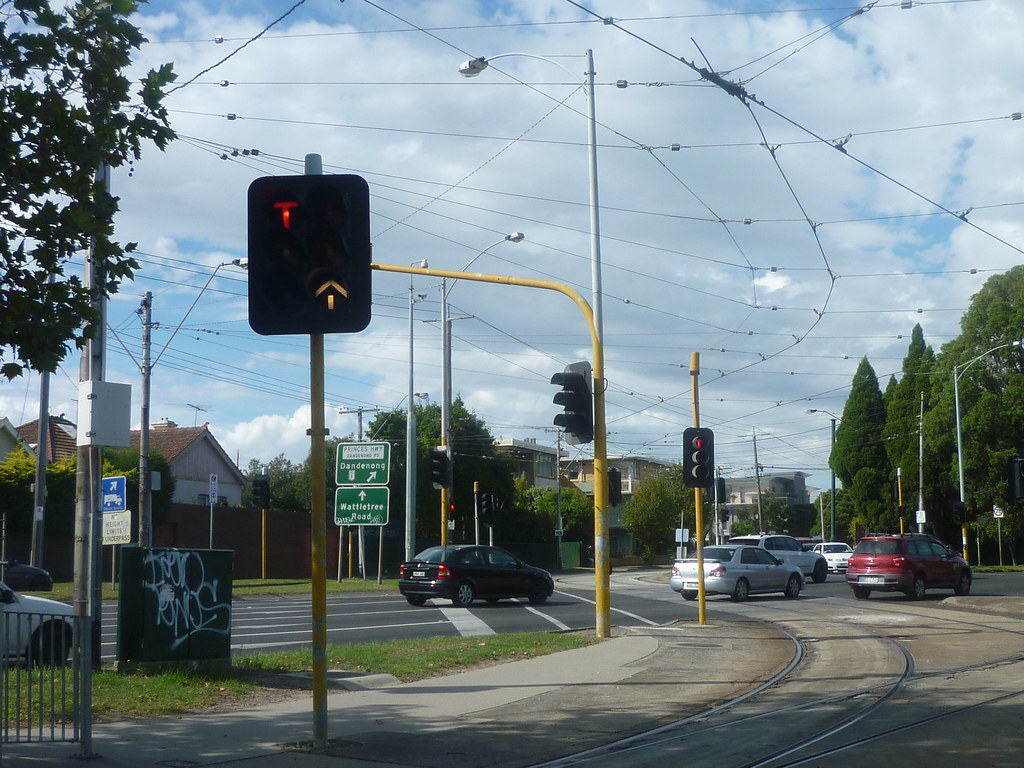 Eagle and ATS/Aldridge Traffic Signals Dandenong Road an… Flickr