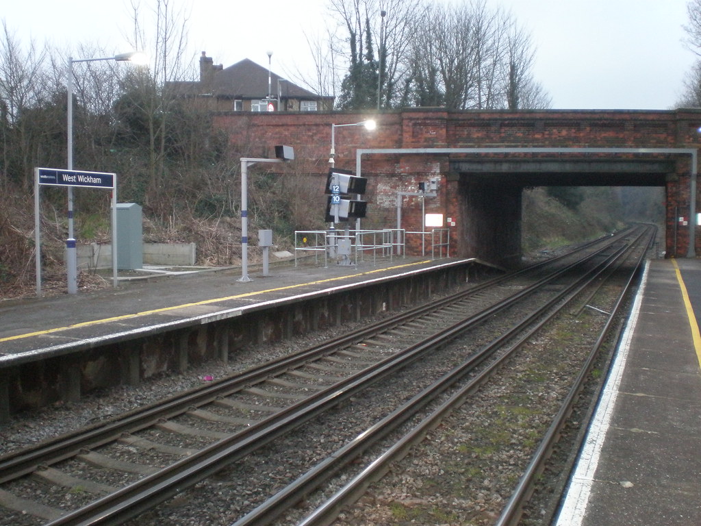 West Wickham West Wickham Station looking towards Hayes. I… Flickr