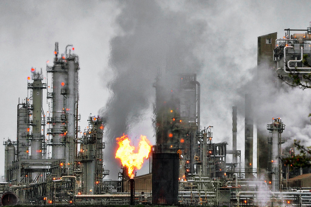 20130419 Tesoro Anacortes Refinery (1024x680) a photo on Flickriver