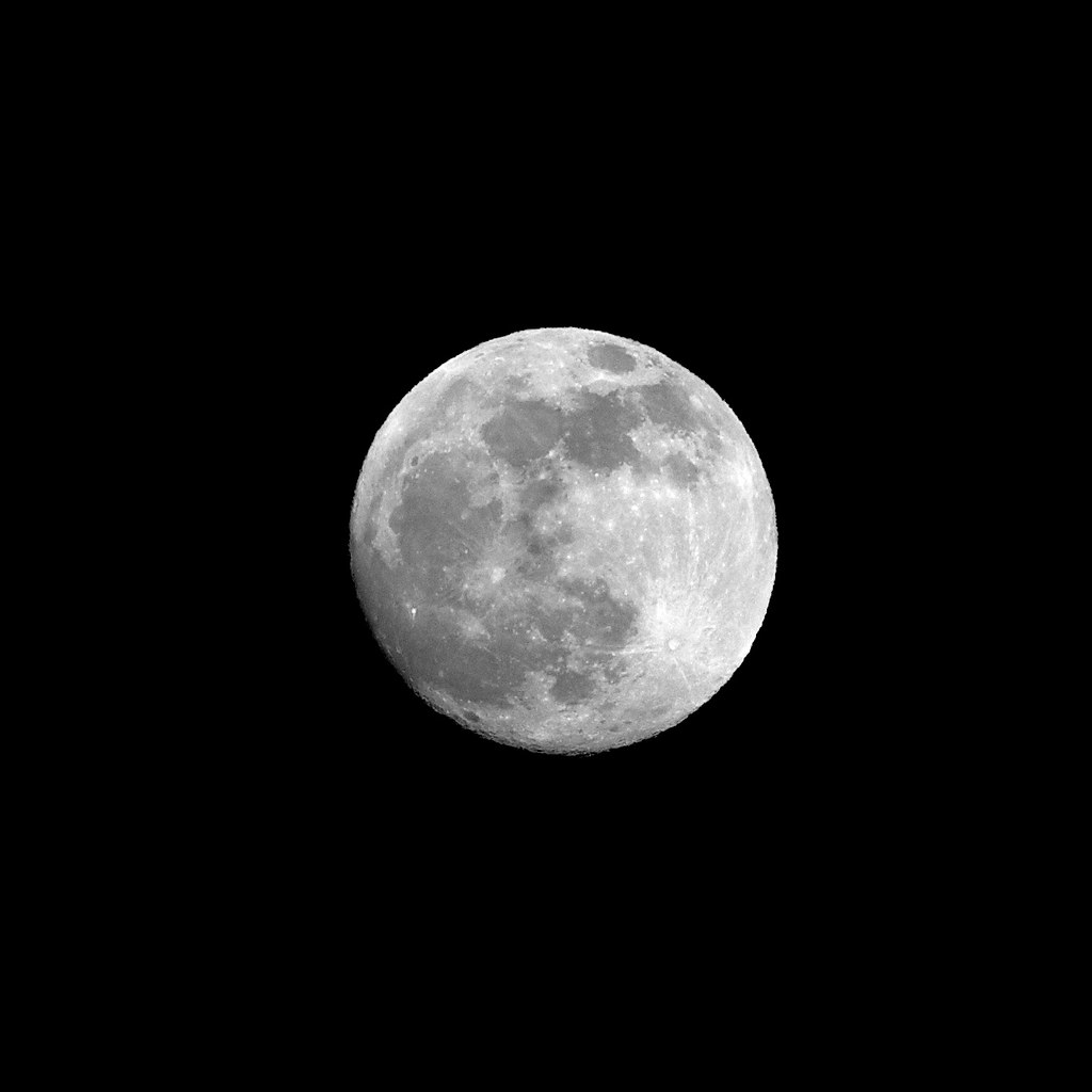 Full Flower Moon 2013 Viewed from my back yard in Goleta, … Flickr