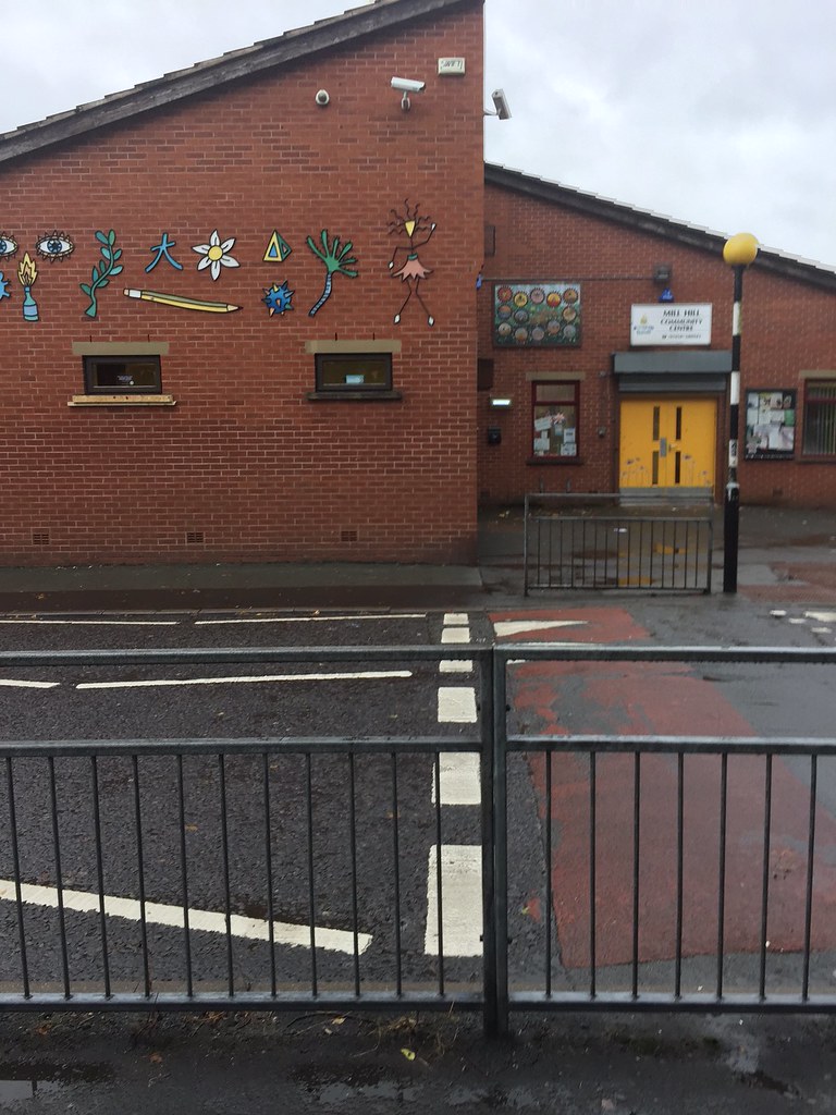 Mill Hill Library Mill Hill Library at Blackburn, Lancashi… Flickr