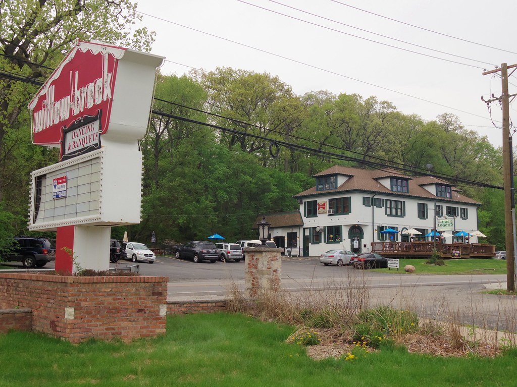 The remnants of the Willowbrook Ballroom in Willow Springs… Flickr