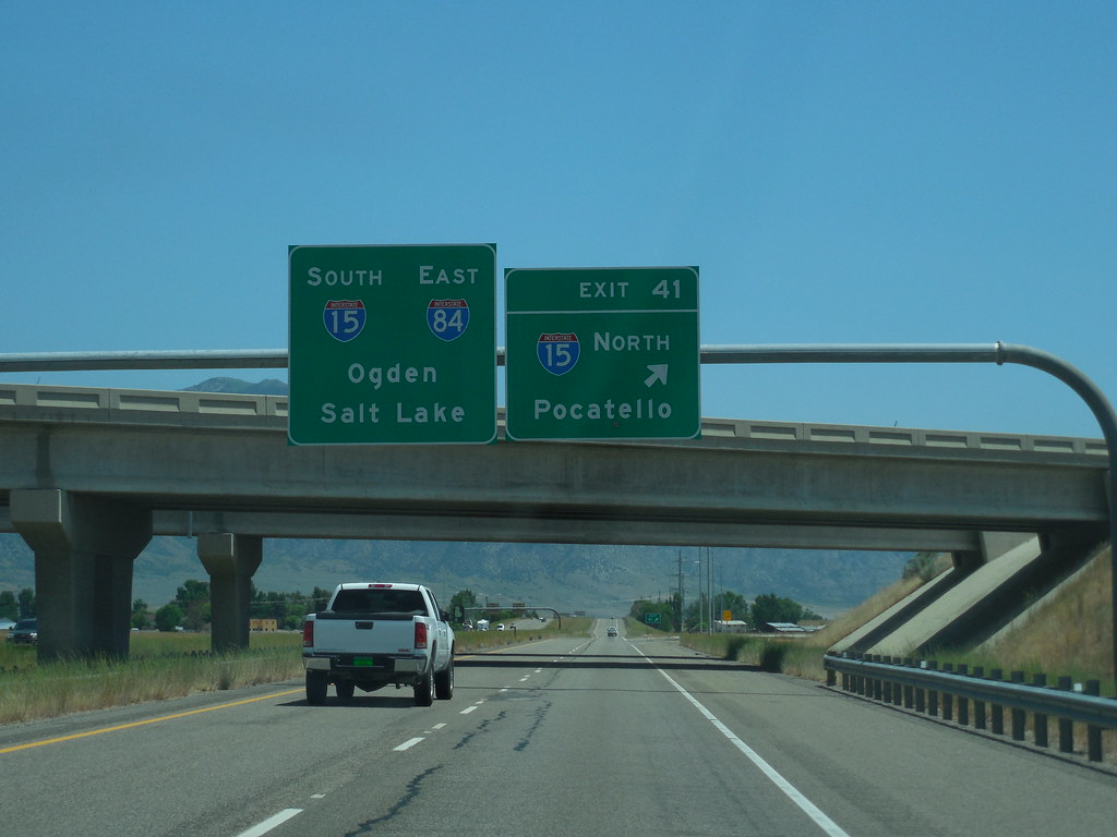 I 1584 Signs Near Tremonton, Utah Jimmy Emerson, DVM Flickr