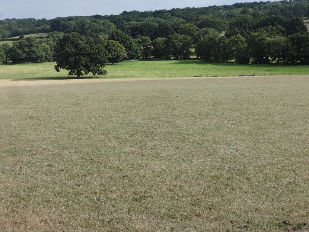 Walking to Burwash Fete Bank Holiday Monday Paul Jackson Flickr